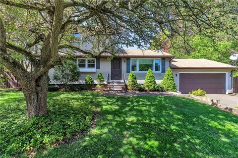 120 Heathridge Rd, Hamden, CT 06514 photo 1