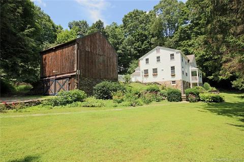 99 Sherman Tpke, Redding, CT 06896 photo 1