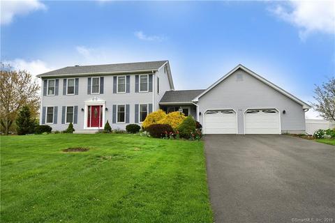 114 Wren Dr, Suffield, CT 06078 photo 1