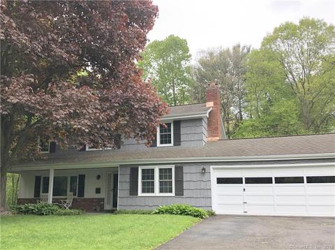 87 Barmore Dr E, Stamford, CT 06905 photo 1