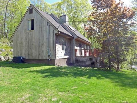 32 Verna Rd, Monroe, CT 06468 photo 1