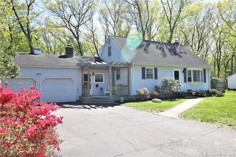 23 Juniper Dr, Windsor Locks, CT 06096 photo 1