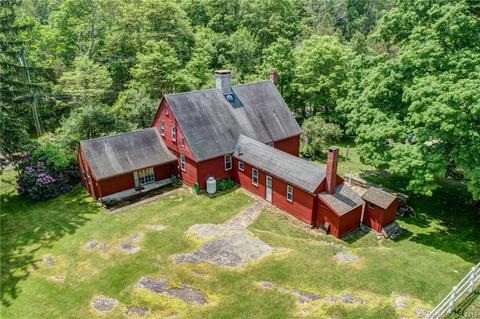 574 Winthrop Rd, Deep River, CT 06417 photo 1