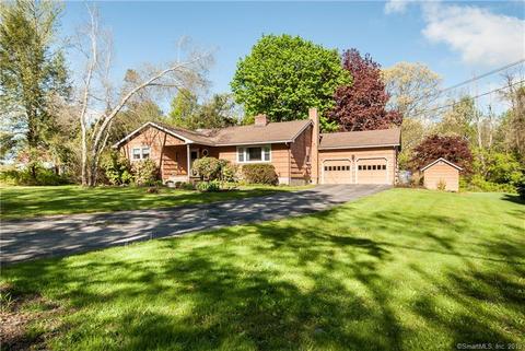 7 Webb Cir, Monroe, CT 06468 photo 1