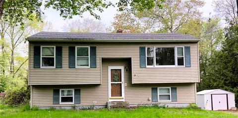 33 Mapleshade Ave, Plainfield, CT 06374 photo 1