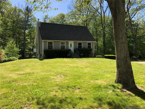 29 Juniper Ln, Griswold, CT 06351 photo 1