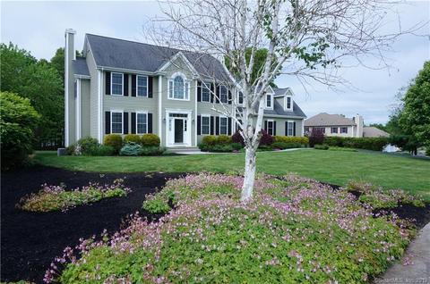 29 Sable Dr, Ledyard, CT 06339 photo 1