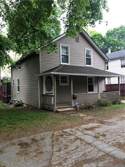 8 Leyden St, Putnam, CT 06260 photo 1