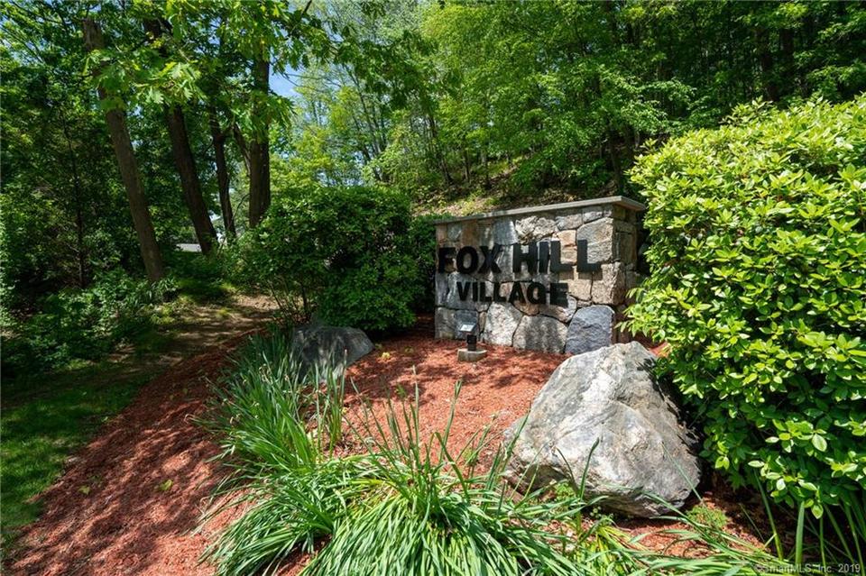 140 Barn Finch Cir 140, Naugatuck, CT 06770 1 Photos MLS