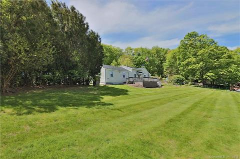 11 Crescent Pl, Monroe, CT 06468 photo 1