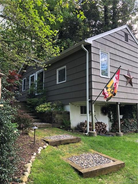 23 Hilldale Dr, Sandy Hook, CT 06482 photo 1