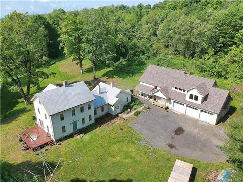 175 Arch Bridge Rd, Bethlehem, CT 06751 photo 1