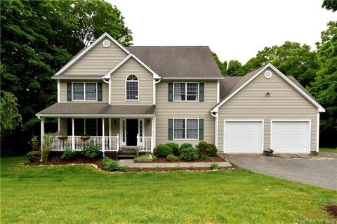 24 Brookfield Mdws, Brookfield, CT 06804 photo 1