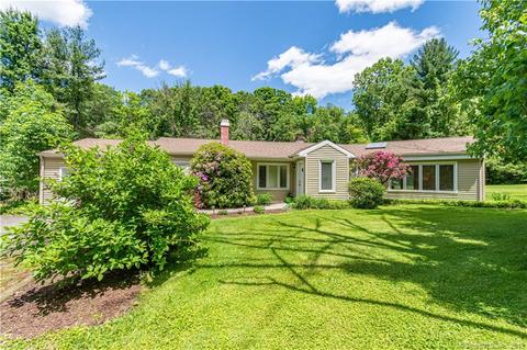 7 Walker Hill Rd, Newtown, CT 06482 photo 1