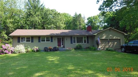 7 Stuart Dr, Preston, CT 06365 photo 1