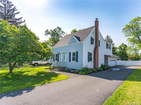 8 Ahern Ave, Windsor Locks, CT 06096 photo 1
