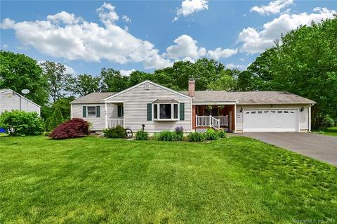 16 Creston Rd, Windsor Locks, CT 06096 photo 1
