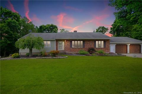 79 Putting Green Ln, Prospect, CT 06712 photo 1