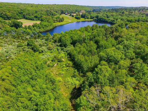 9 Rocco Dr, East Lyme, CT 06333 photo 1