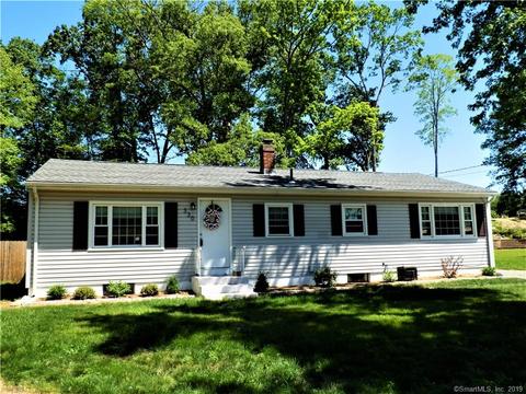 330 Reed Ave, Windsor Locks, CT 06096 photo 1