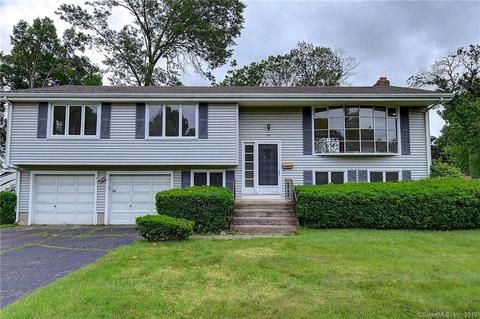 90 Ridge Crest Cir, Wethersfield, CT 06109 photo 1