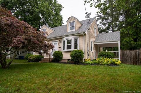 210 W Side Dr, Hamden, CT 06514 photo 1