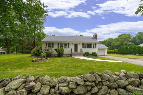 4865 Madison Ave, Trumbull, CT 06611 photo 1