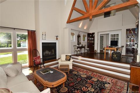 1133 Mapleton Ave, Suffield, CT 06078 photo 1