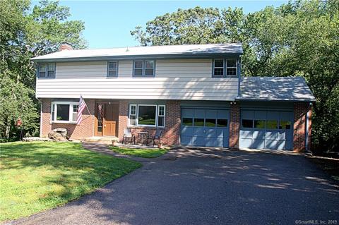 8 Maple Ter, Ledyard, CT 06339 photo 1