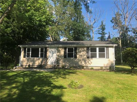 42 Nauset Ave, Killingly, CT 06239 photo 1