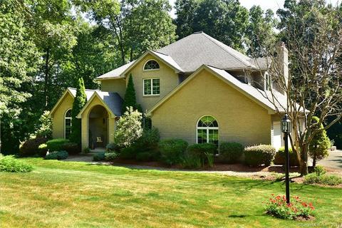 3 Benjamin Rd, Ellington, CT 06029 photo 1