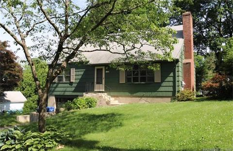 23 Beverly Rd, Trumbull, CT 06611 photo 1