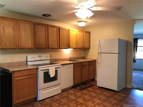 7 Fifers Ln, Ledyard, CT 06339 photo 1