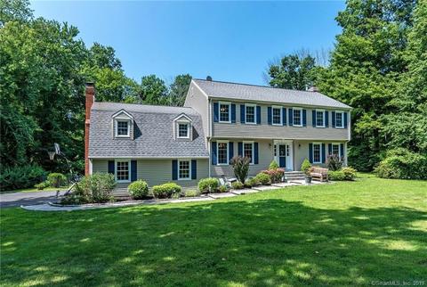 10 Deacon Abbott Ln S, Redding, CT 06896 photo 1