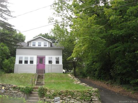 5 Walcott St, Windham, CT 06226 photo 1