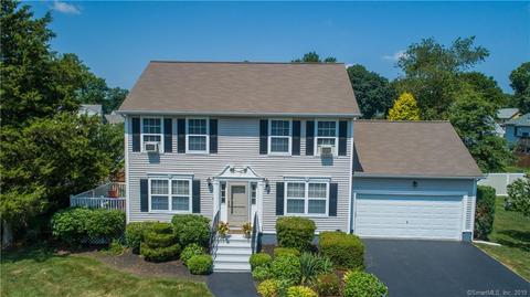 17 Jefferson Dr, Killingly, CT 06239 photo 1