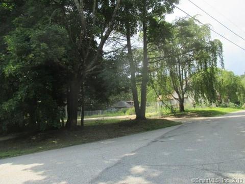 513 Litchfield Ave, Killingly, CT 06241 photo 1