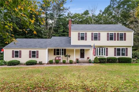 8 Pine Glen Ter, Wallingford, CT 06492 photo 1