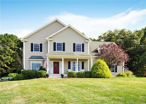 4 Quarry Ridge Rd, Newtown, CT 06482 photo 1