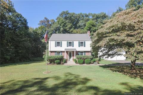 209 Duncaster Rd, Bloomfield, CT 06002 photo 1