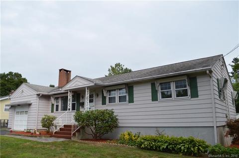 83 E Main St, Wallingford, CT 06492 photo 1