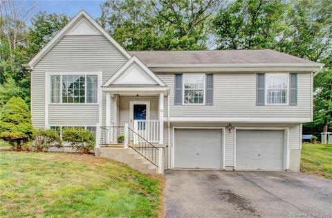 36 Hilltop Dr, Windham, CT 06256 photo 1