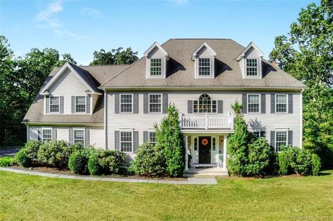 40 Hoseye Coach Rd, Newtown, CT 06482 photo 1