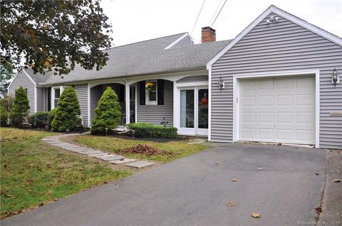 109 Two Stone Dr, Wethersfield, CT 06109 photo 1