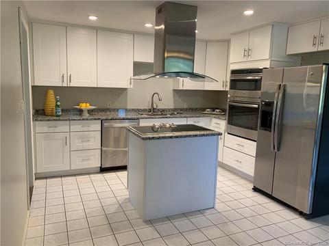 1675 Shepard Ave, Hamden, CT 06518 photo 1