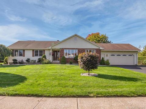 309 Coppermill Rd, Wethersfield, CT 06109 photo 1
