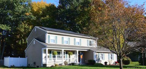 7 Pebblebrook Dr, Windsor, CT 06095 photo 1