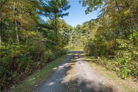 355 Spring St, Southington, CT 06489 photo 1