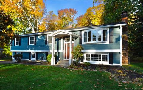 306 Sarah Cir, Orange, CT 06477 photo 1