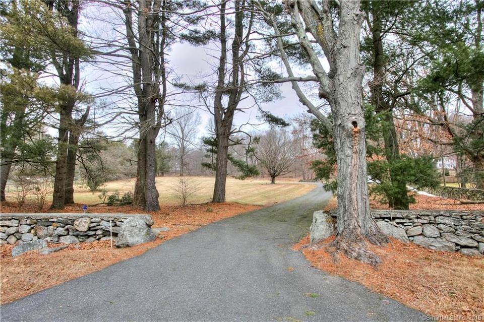 225 Greens Farms Rd, Westport, CT 06880 1 photo MLS 170249223 Movoto